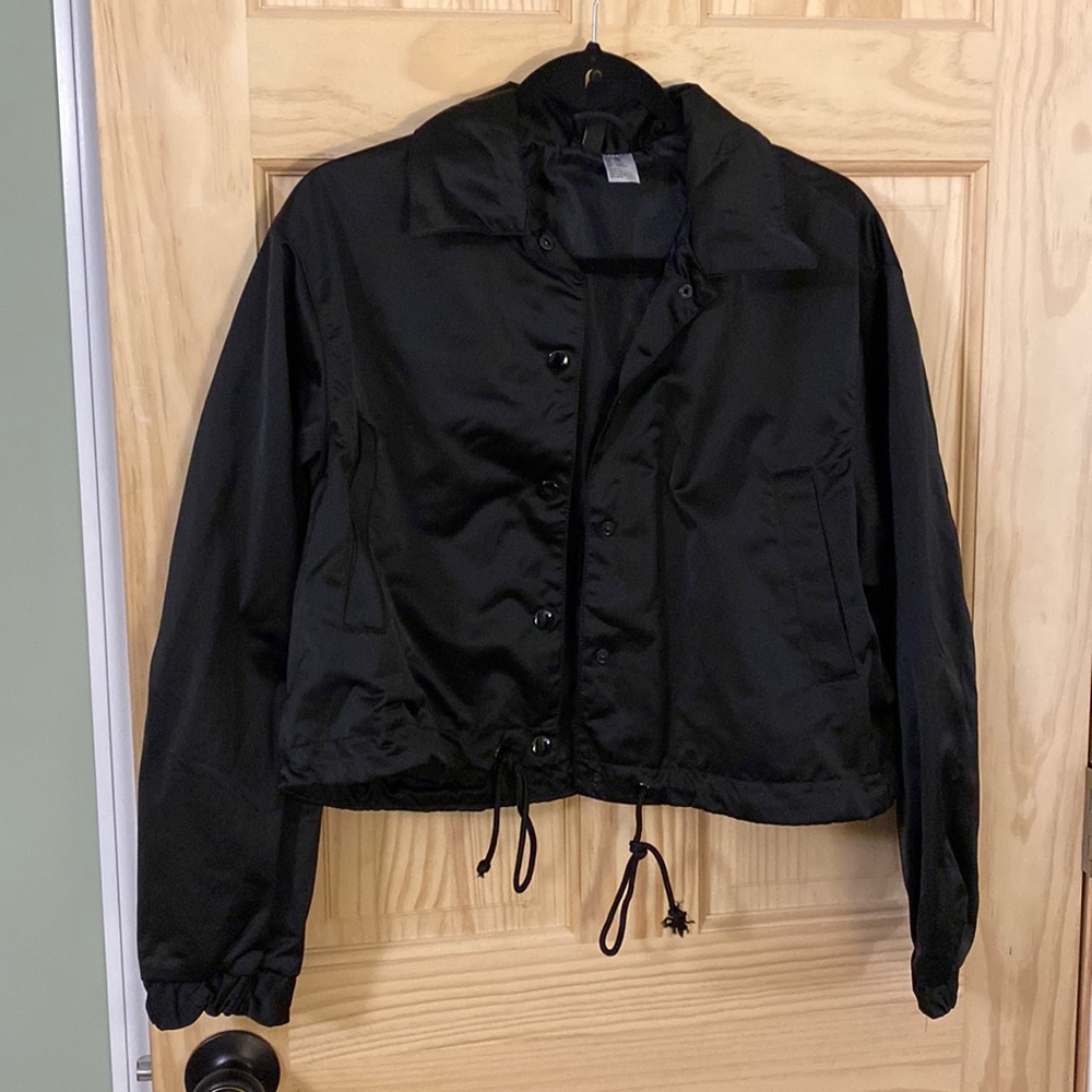 H&M wide black jacket.  Little shiny. Worn once for a photo shoot